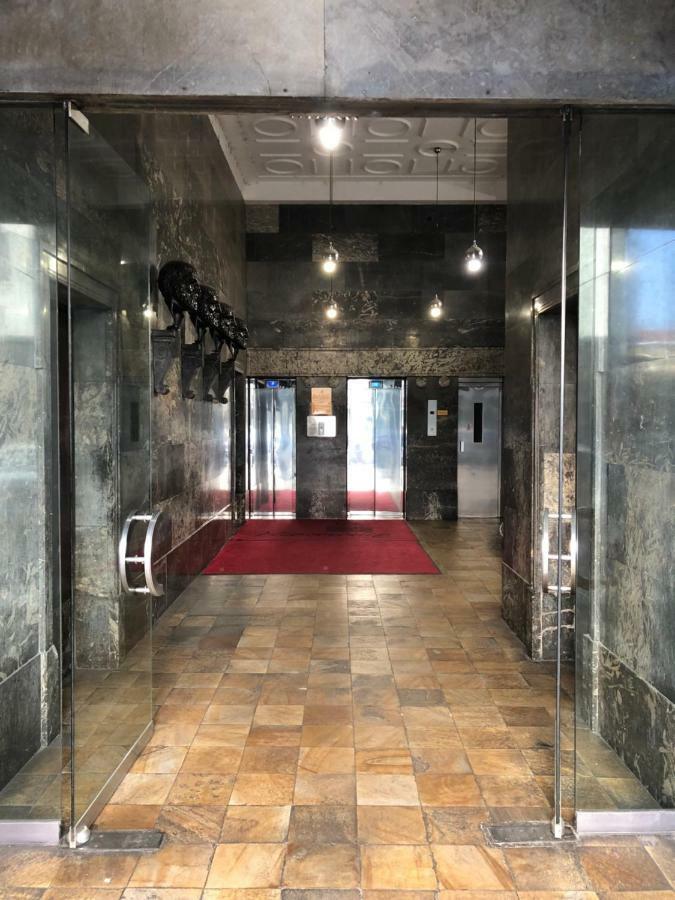 Lawyers Loft In Heritage Skyscraper ليوبليانا المظهر الخارجي الصورة